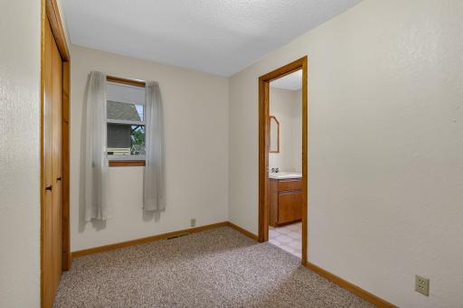 1030 31st Avenue N, Saint Cloud, MN 56303