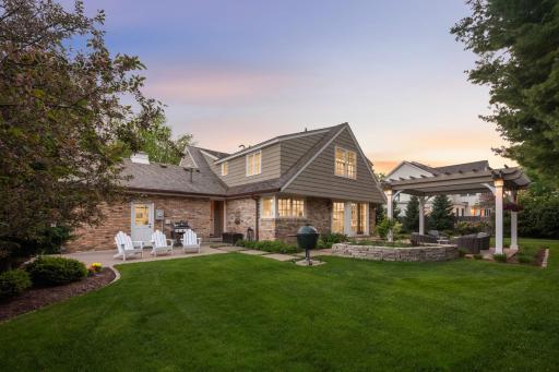 4606 Lakeview Drive, Minneapolis, MN 55424