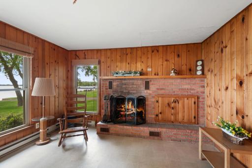 10001 Jeske Avenue NW, Annandale, MN 55302