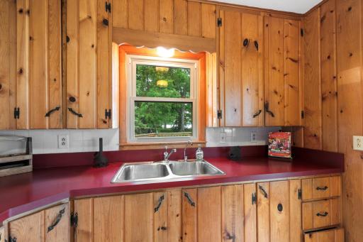 10001 Jeske Avenue NW, Annandale, MN 55302