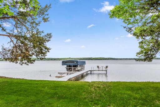 10001 Jeske Avenue NW, Annandale, MN 55302