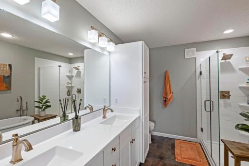 15564 Dynasty Way, 303, Apple Valley, MN 55124