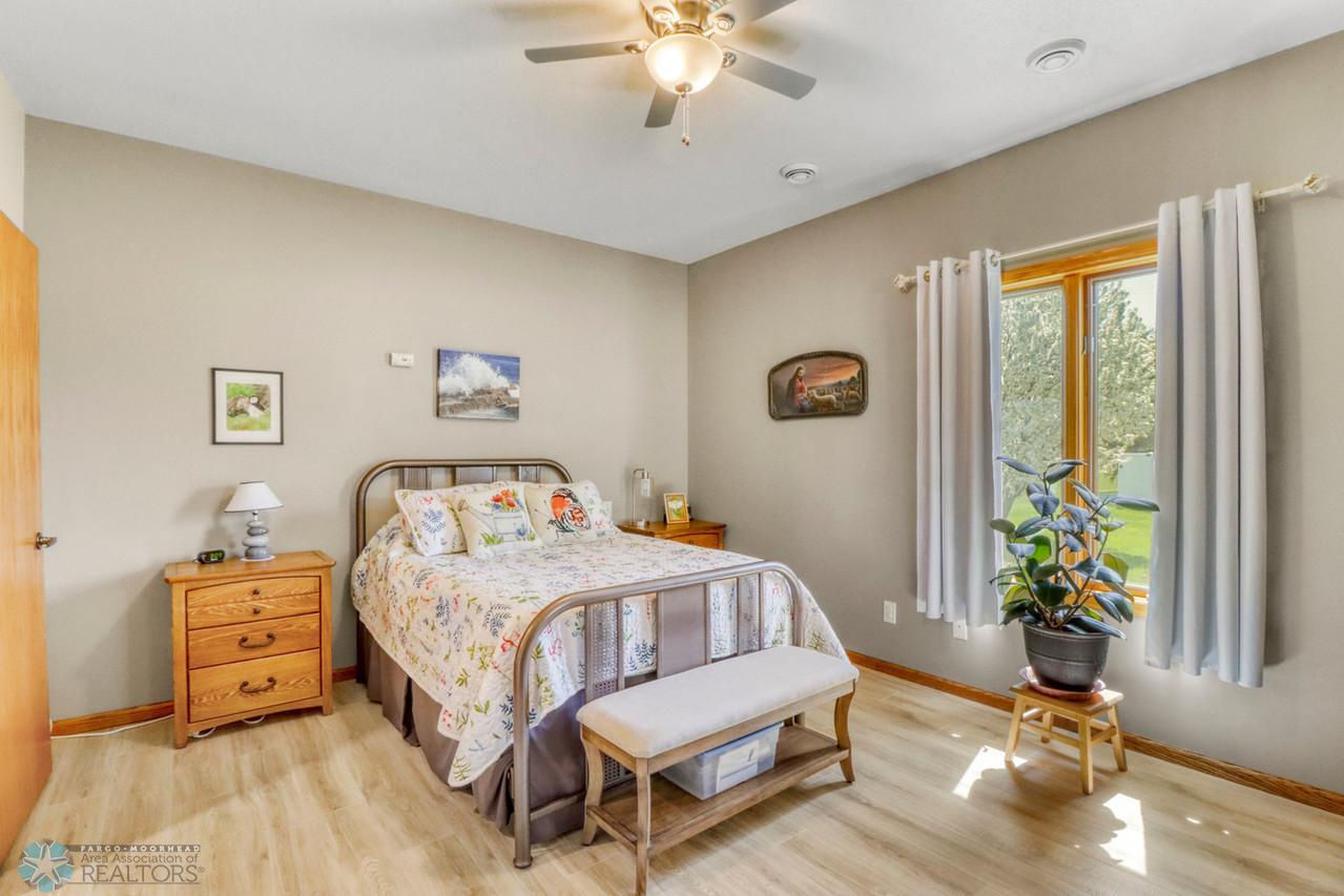 Primary Bedroom1_2-1280.JPG