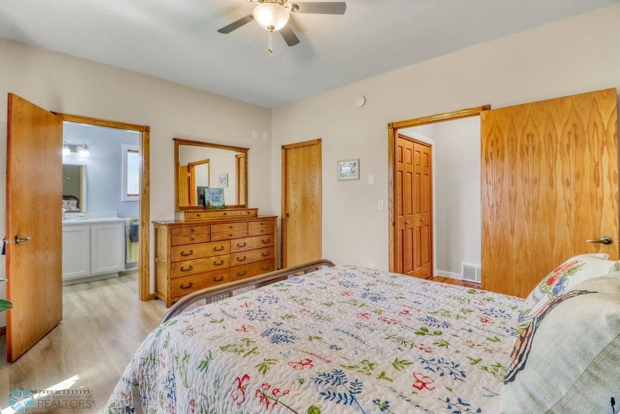Primary Bedroom1_3-1280.JPG