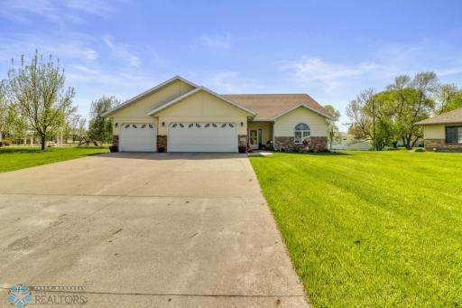 1117 Southcreek Avenue, Glyndon, MN 56547