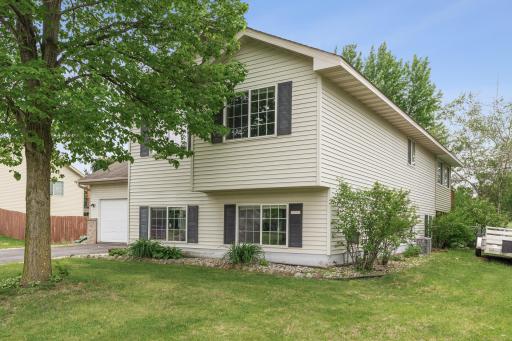Welcome to 809 E Orchard Street, Belle Plaine