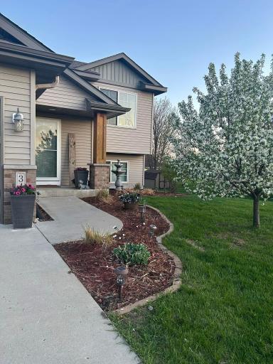 345 Horizon Drive, Le Center, MN 56057