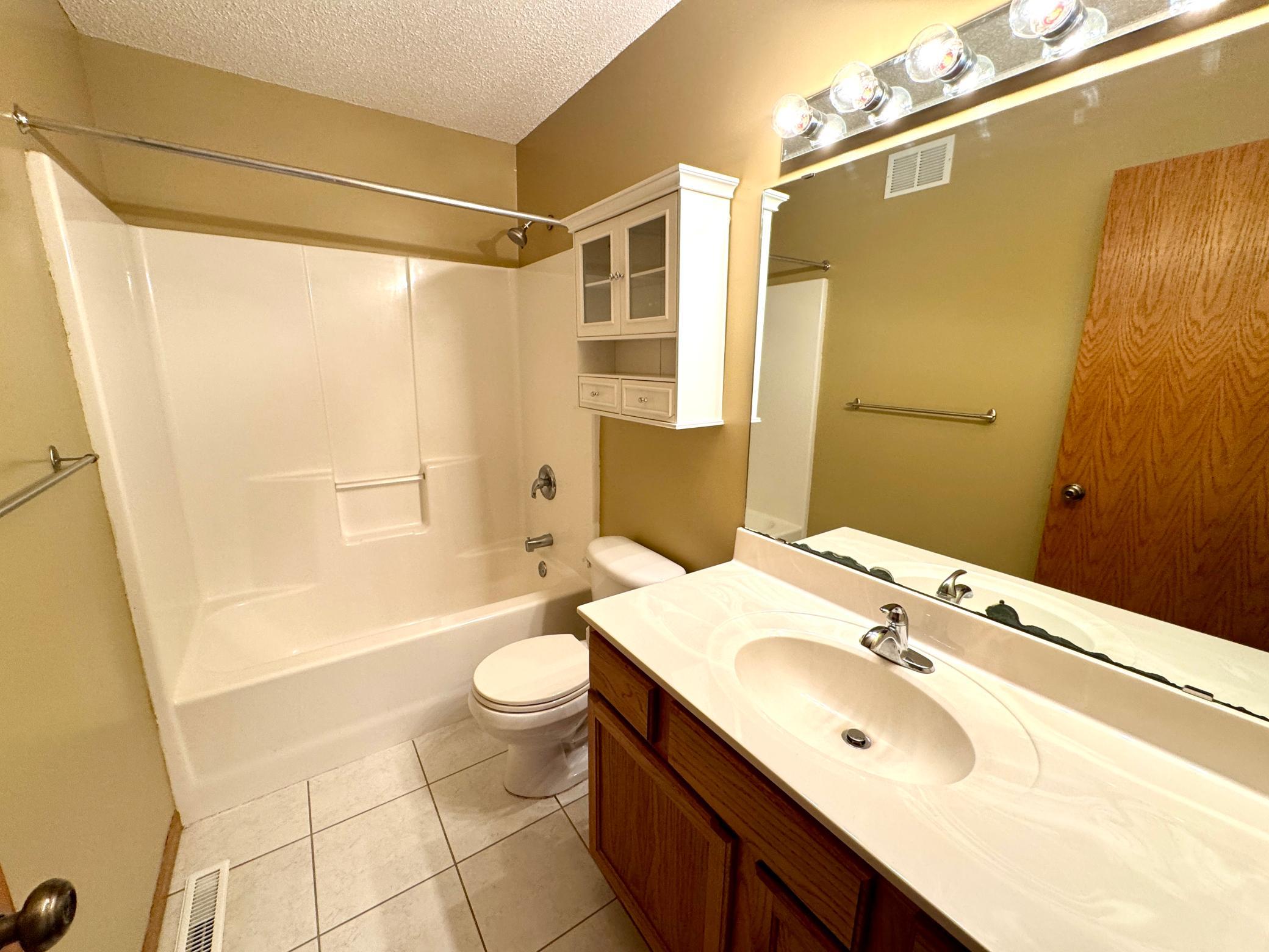 main level bath