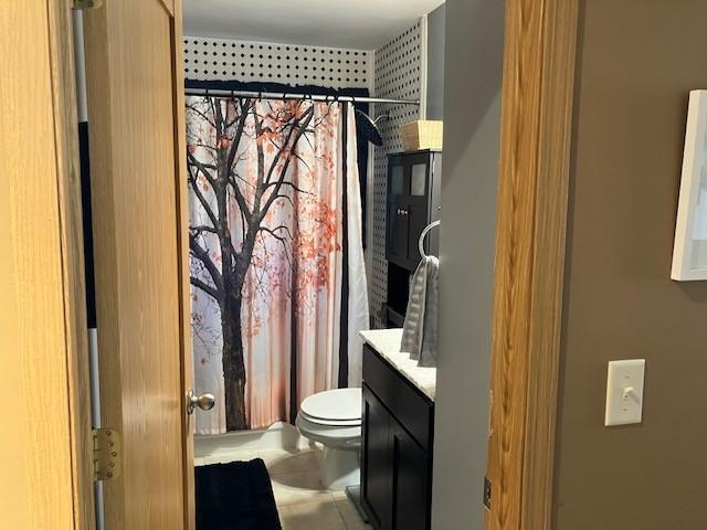 Main floor bathroom