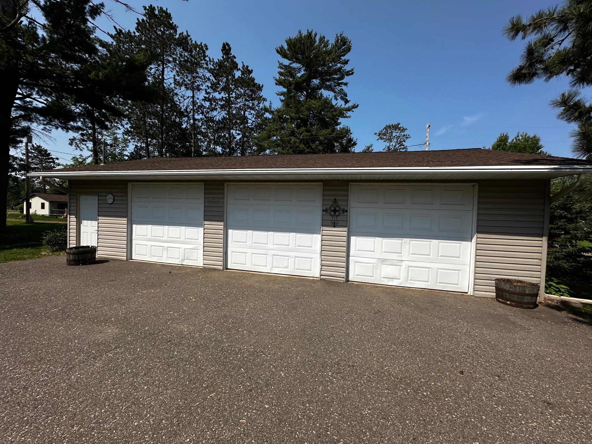 3 Stall Garage.jpg