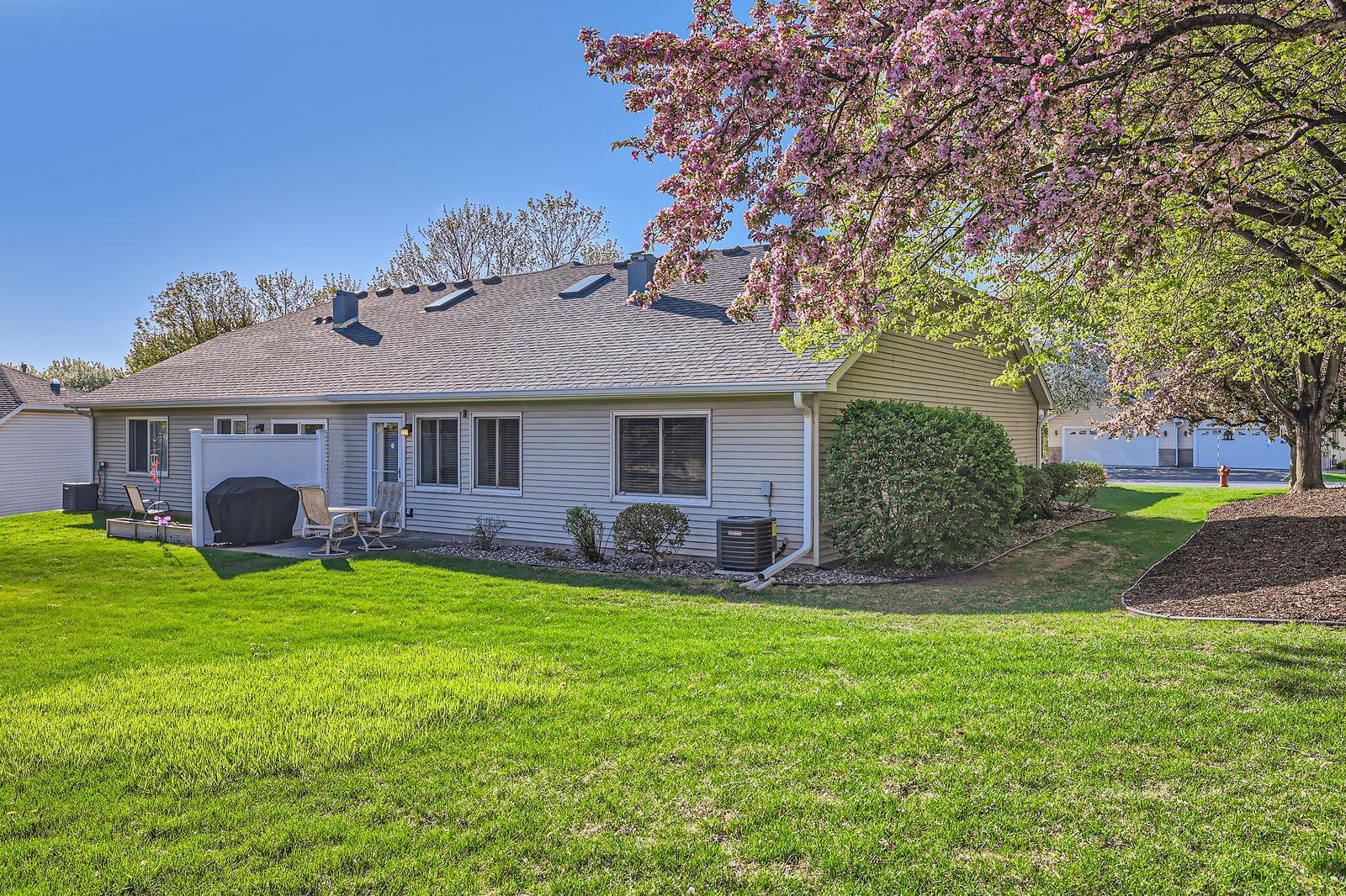 8914 Thomas Dr - Web Quality - 029 - 45 Exterior Rear.jpg