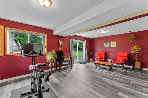 2308 Crosstown Boulevard NE, Andover, MN 55304