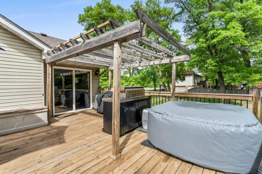 2308 Crosstown Boulevard NE, Andover, MN 55304