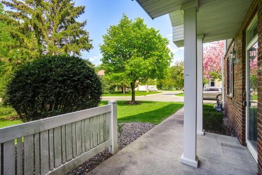 17146 Monroe Drive NW, Elk River, MN 55330
