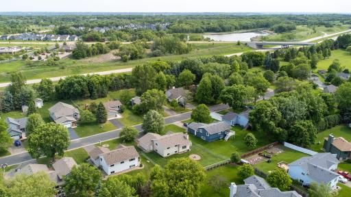 8576 Chanhassen Hills Drive S, Chanhassen, MN 55317