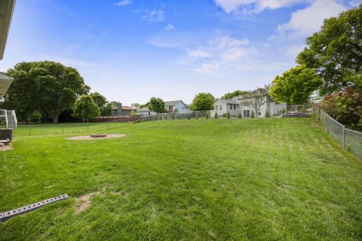 8576 Chanhassen Hills Drive S, Chanhassen, MN 55317