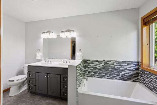 1780 Quail Drive, Prior Lake, MN 55379
