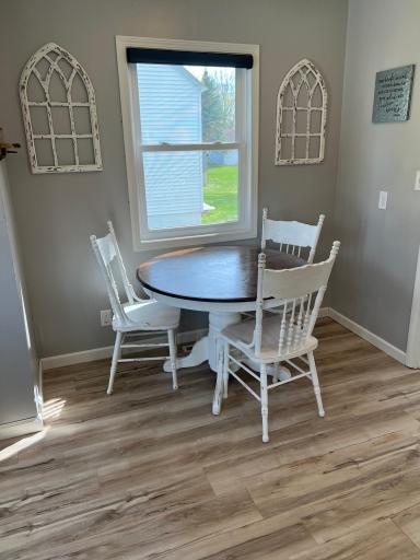 603 Main Avenue N, Roseau, MN 56751