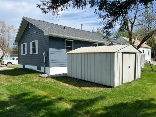 603 Main Avenue N, Roseau, MN 56751