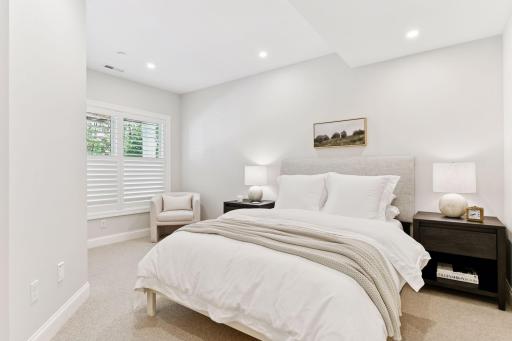 10021 Frederick Place, Eden Prairie, MN 55347