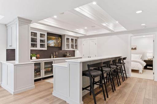 10021 Frederick Place, Eden Prairie, MN 55347