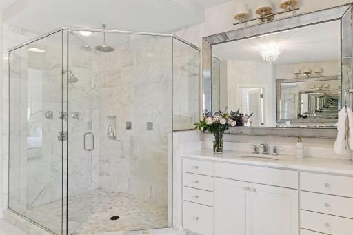 10021 Frederick Place, Eden Prairie, MN 55347