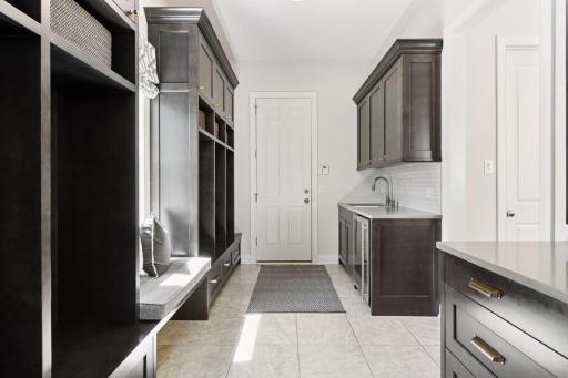 10021 Frederick Place, Eden Prairie, MN 55347