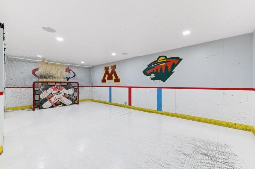 10021 Frederick Place, Eden Prairie, MN 55347