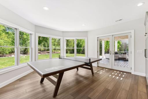 10021 Frederick Place, Eden Prairie, MN 55347
