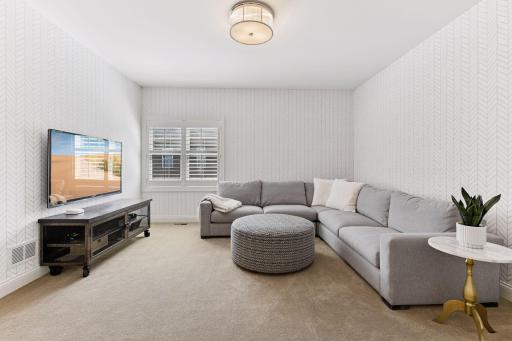 10021 Frederick Place, Eden Prairie, MN 55347