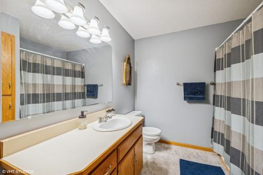 5435 274th Street, Wyoming, MN 55092