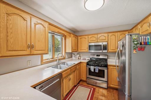 5435 274th Street, Wyoming, MN 55092
