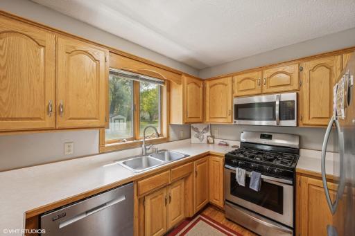 5435 274th Street, Wyoming, MN 55092