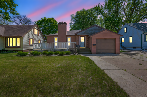 1202 Webster St Fairmont MN-01 day to dusk.jpeg