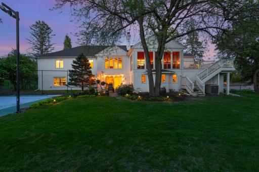 Huge front and backyard â ideal for entertaining and relaxing