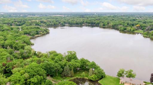 6 W Shore Road, North Oaks, MN 55127