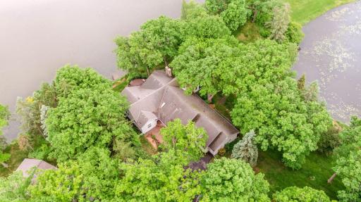 6 W Shore Road, North Oaks, MN 55127