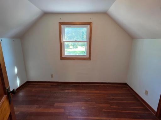 508 5th Street, Kenyon, MN 55946