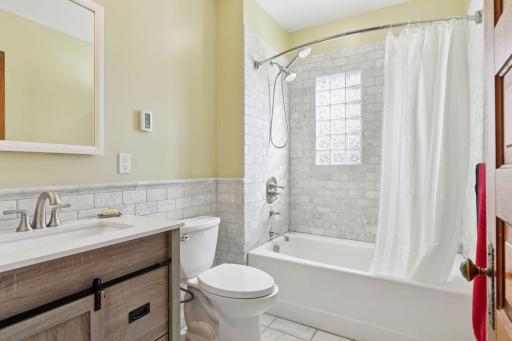 3117 Dupont Avenue S, Minneapolis, MN 55408