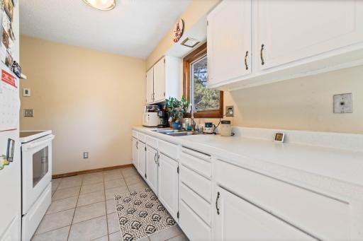 212 E Willow Street, Duluth, MN 55811