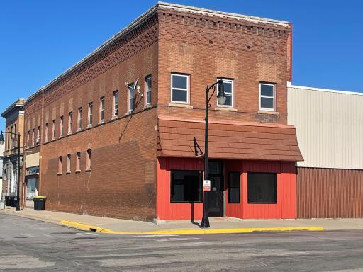 137 1st Street SE, Fairfax, MN 55332
