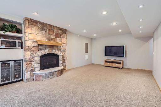 3901 Marshland Court, Saint Bonifacius, MN 55375