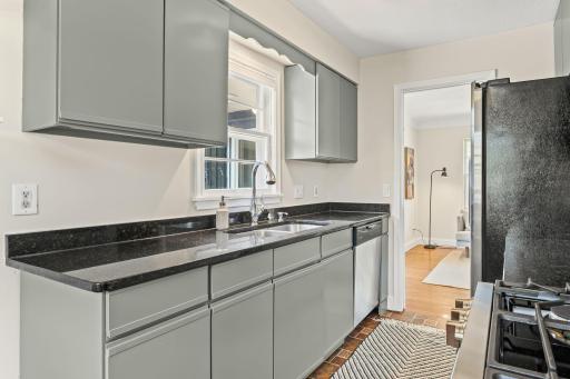343 E 41st Street, Minneapolis, MN 55409