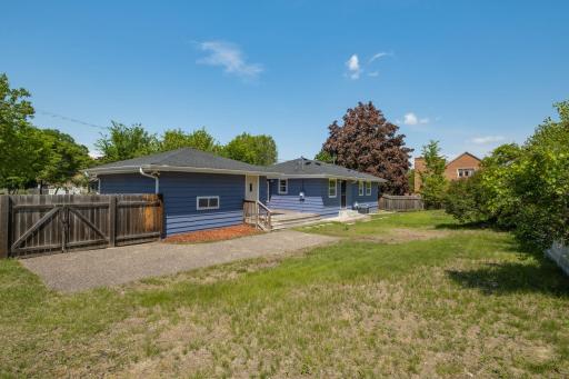 343 E 41st Street, Minneapolis, MN 55409