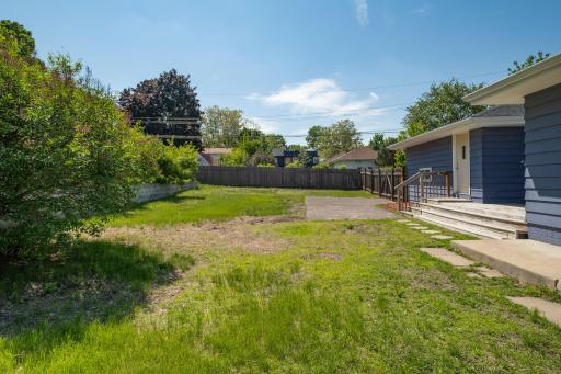 343 E 41st Street, Minneapolis, MN 55409