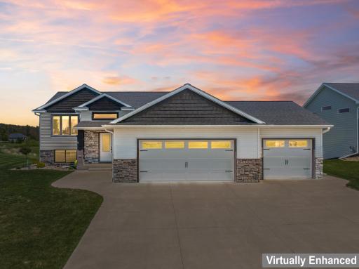 409 10th Street NW, Dodge Center, MN 55927