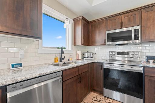409 10th Street NW, Dodge Center, MN 55927
