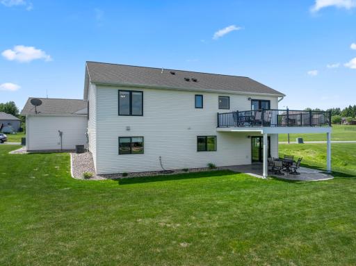 409 10th Street NW, Dodge Center, MN 55927