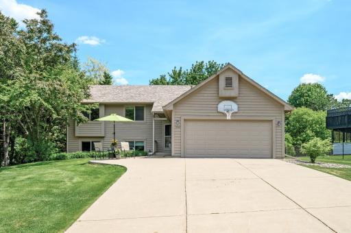 17008 Glenwood Avenue, Lakeville, MN 55044