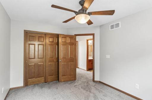 4566 Bulrush Boulevard, Shakopee, MN 55379